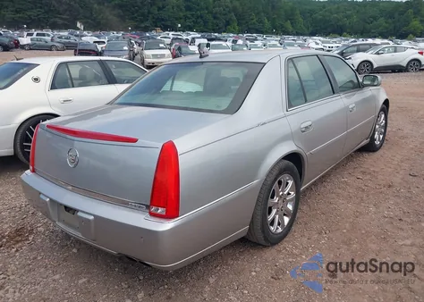 2008 Cadillac Dts 1Sb z USA, uszkodzony, nr VIN 1G6KD57Y58U187944